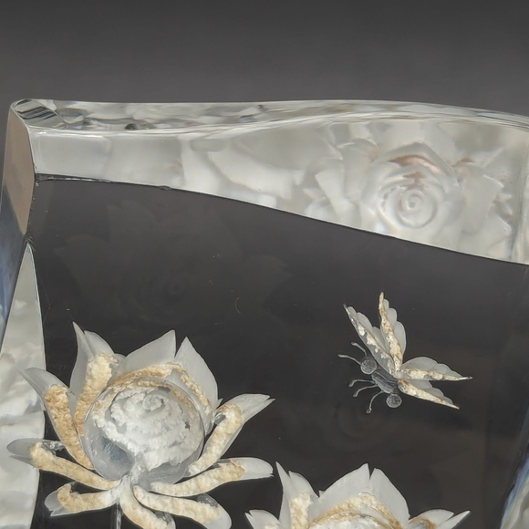 Vintage Reverse Carved Rose & Butterfly Design Lucite / Acrylic Paperweight - Picture 11 of 11